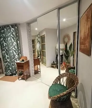Le Paul Chandon Centre-ville 4 Pers Apartment