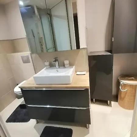 Le Paul Chandon Centre-ville 4 Pers Parking Prive 2 Places Épernay