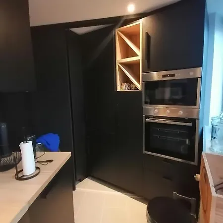 Appartement Le Paul Chandon Centre-ville 4 Pers Parking Prive 2 Places Épernay