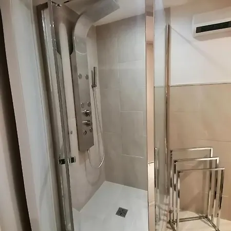 Appartement Le Paul Chandon Centre-ville 4 Pers Parking Prive 2 Places